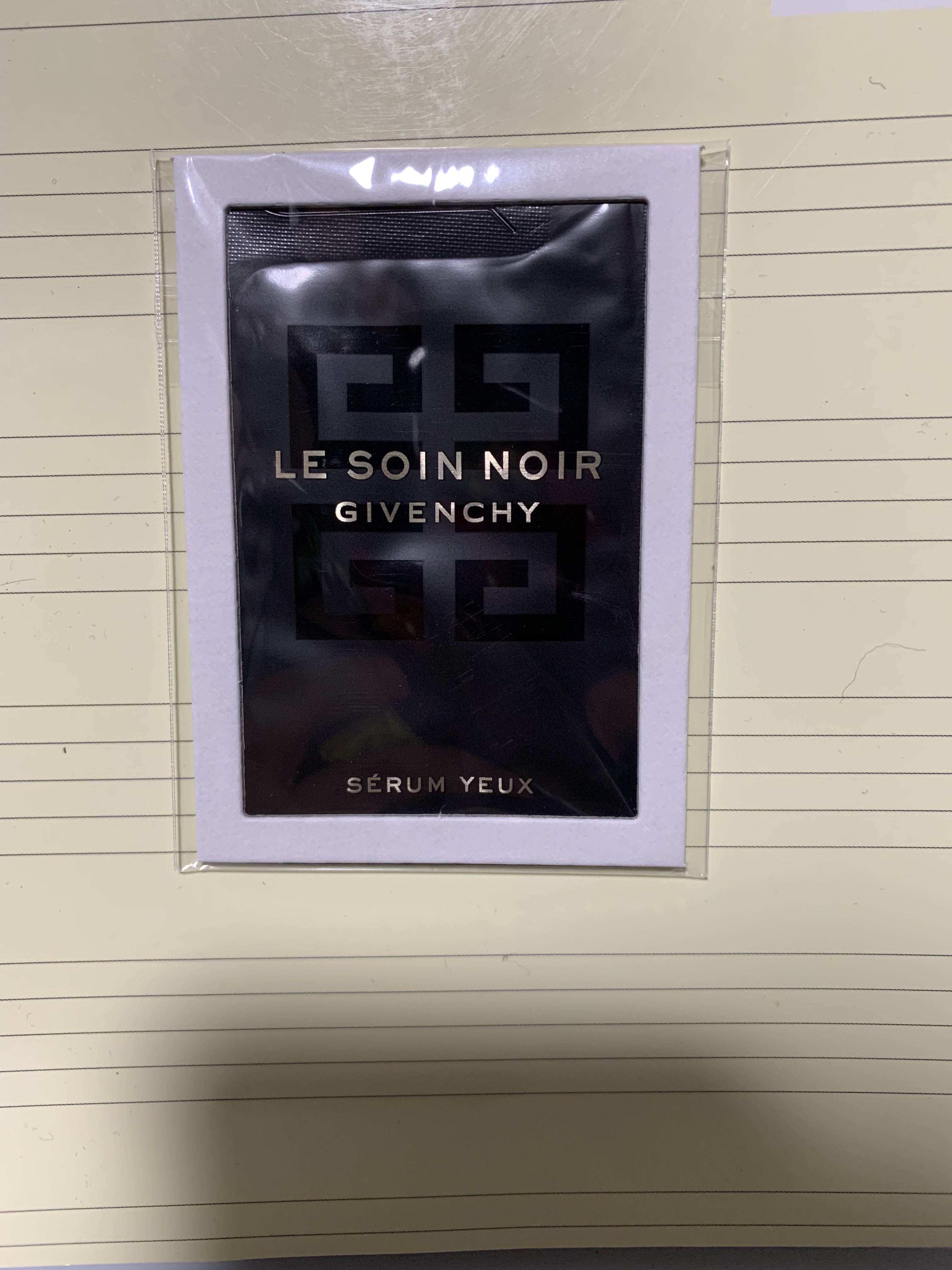 ソワン ノワール セラム ユー/GIVENCHY/目元スペシャルケアを使ったクチコミ（1枚目）
