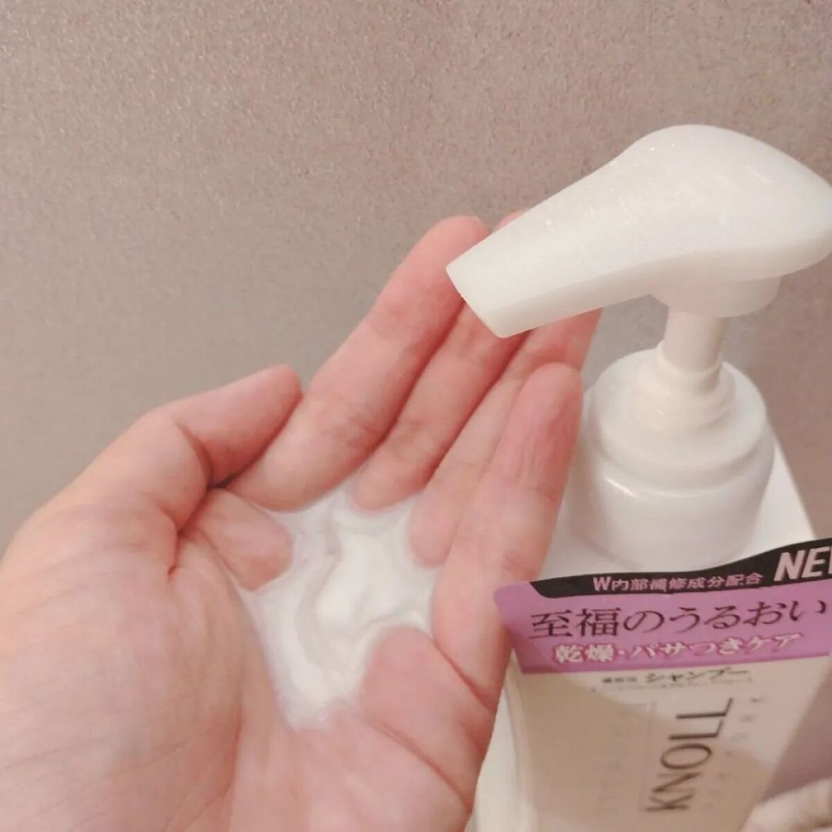 モイスチュアコントロール シャンプー Ｗ/コンディショナー Ｗ シャンプー本体 500ml/スティーブンノル ニューヨーク/市販シャンプーを使ったクチコミ（3枚目）