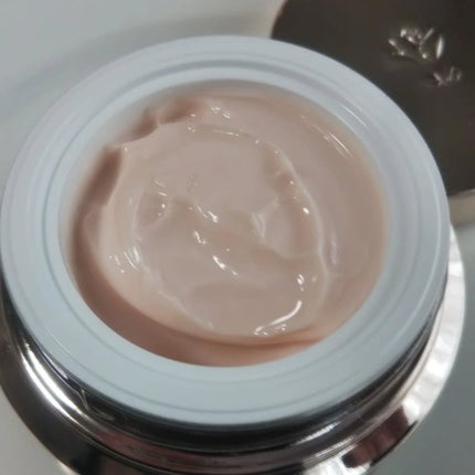 試してみた】アプソリュ ソフトクリーム LANCOMEの効果・肌質別 試してみた】アプソリュ ソフトクリーム LANCOMEの効果・肌質別