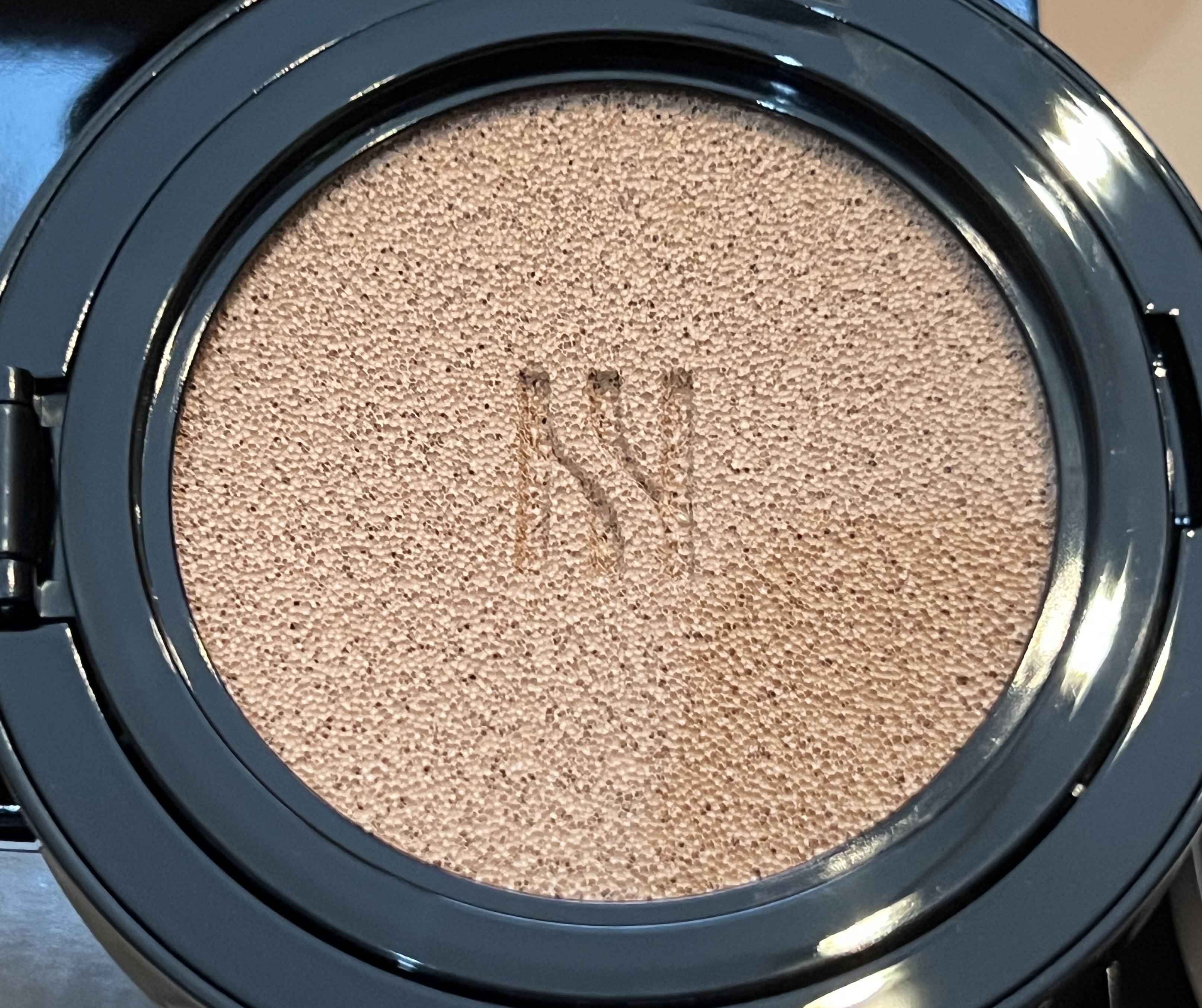 ブラック クッション 23C1 ピンクベージュ/HERA/クッションファンデーションを使ったクチコミ（1枚目）