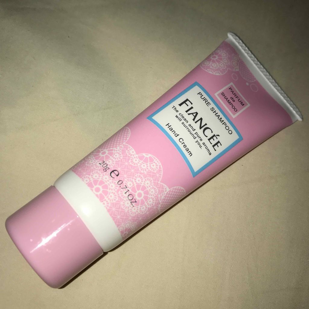ボディミスト ピュアシャンプーの香り【パッケージリニューアル】/フィアンセ/香水(レディース)を使ったクチコミ（3枚目）
