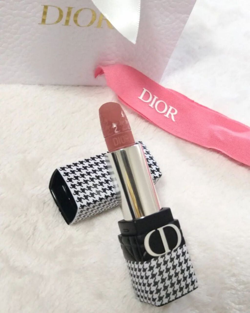 koroboro33 on LIPS ãChristianDiorãªããðâ
â
â
â
â
ãã€ãè¡ã£ãŠããD..ãïŒ2æç®ïŒ