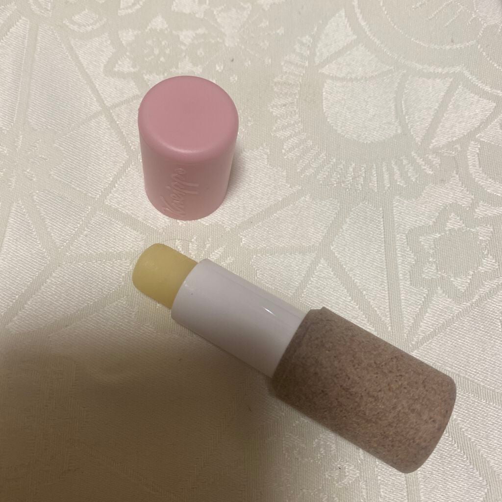 オーガニック リップバーム スイートアーモンドの香り/クナイプ/リップケアを使ったクチコミ(1枚目)