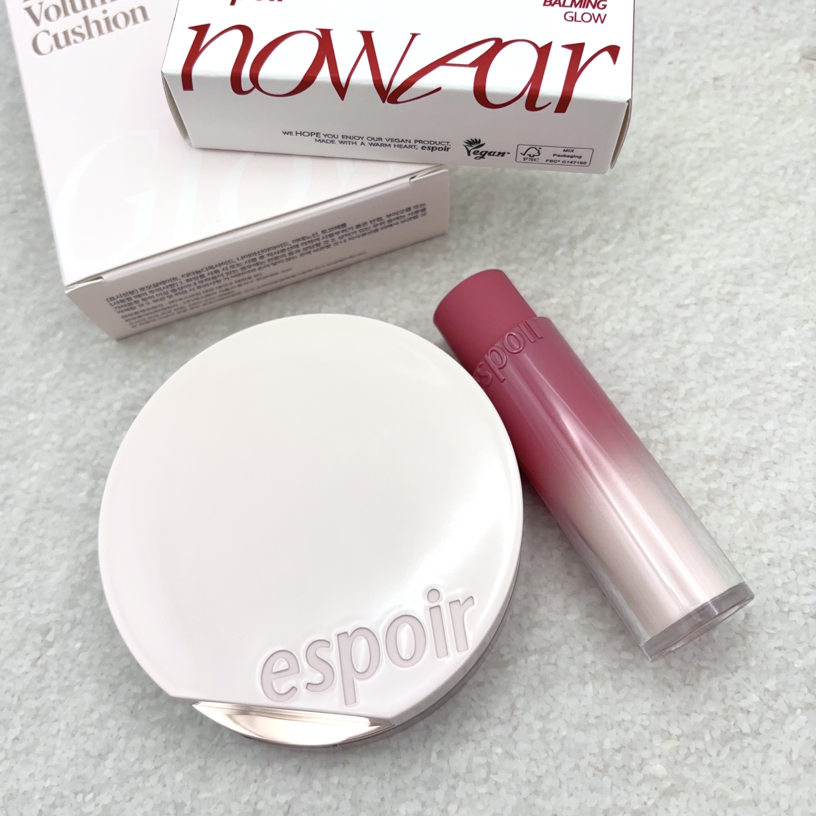 ノーウェアリップスティック バーミンググロー/espoir/口紅を使ったクチコミ（1枚目）