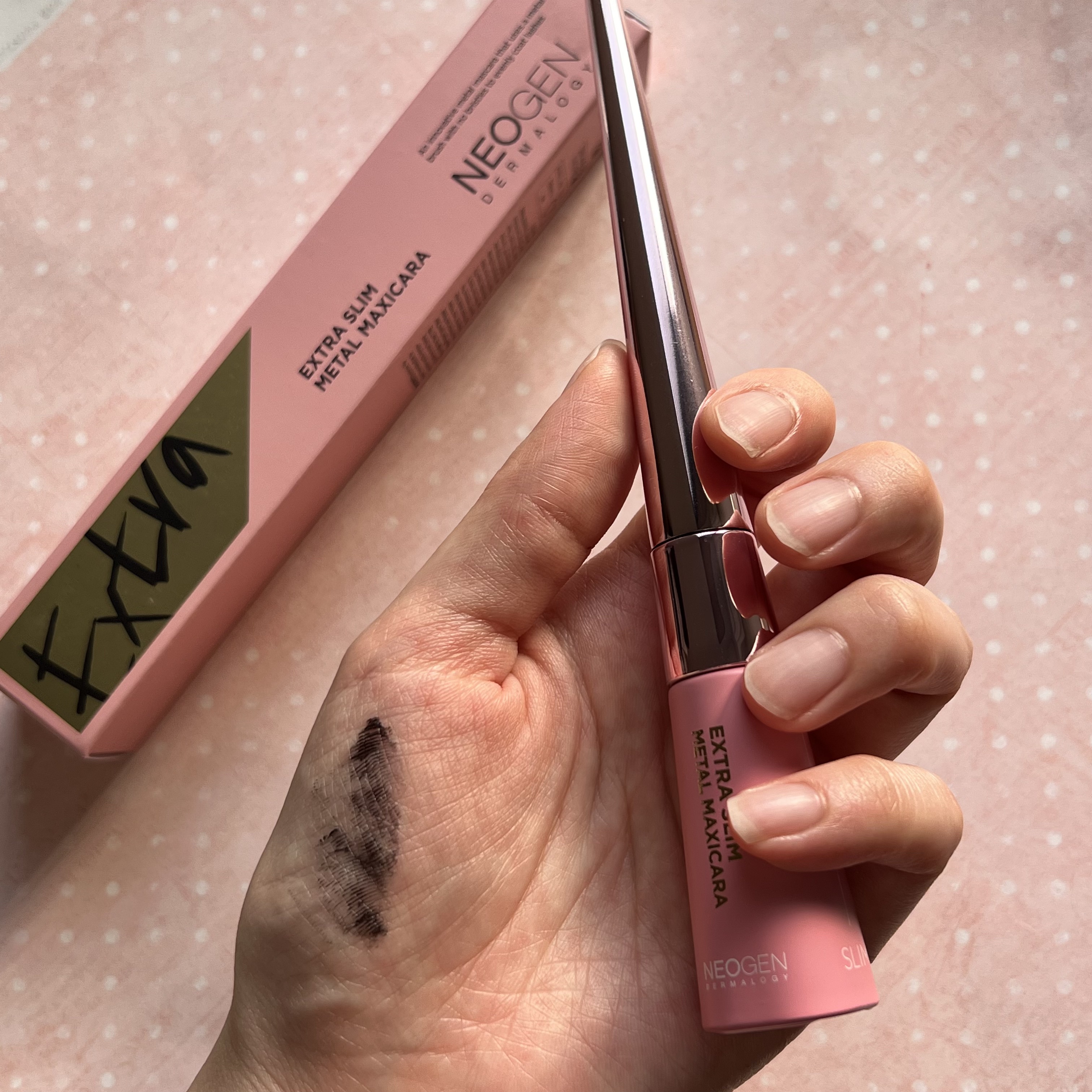 エクストラ スリム メタル マキシカラ/NEOGEN/マスカラを使ったクチコミ（3枚目）