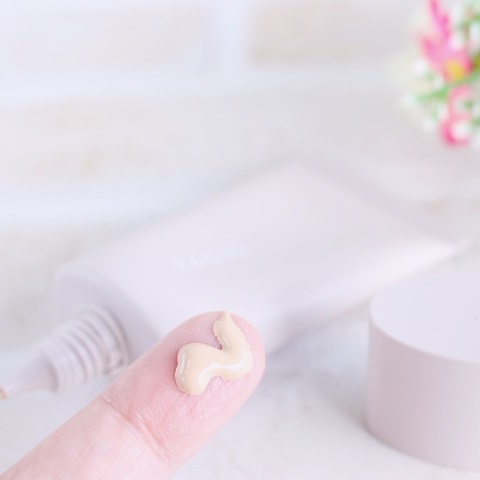 エアリーステイ BB ティント UV/FASIO/BBクリームを使ったクチコミ（2枚目）