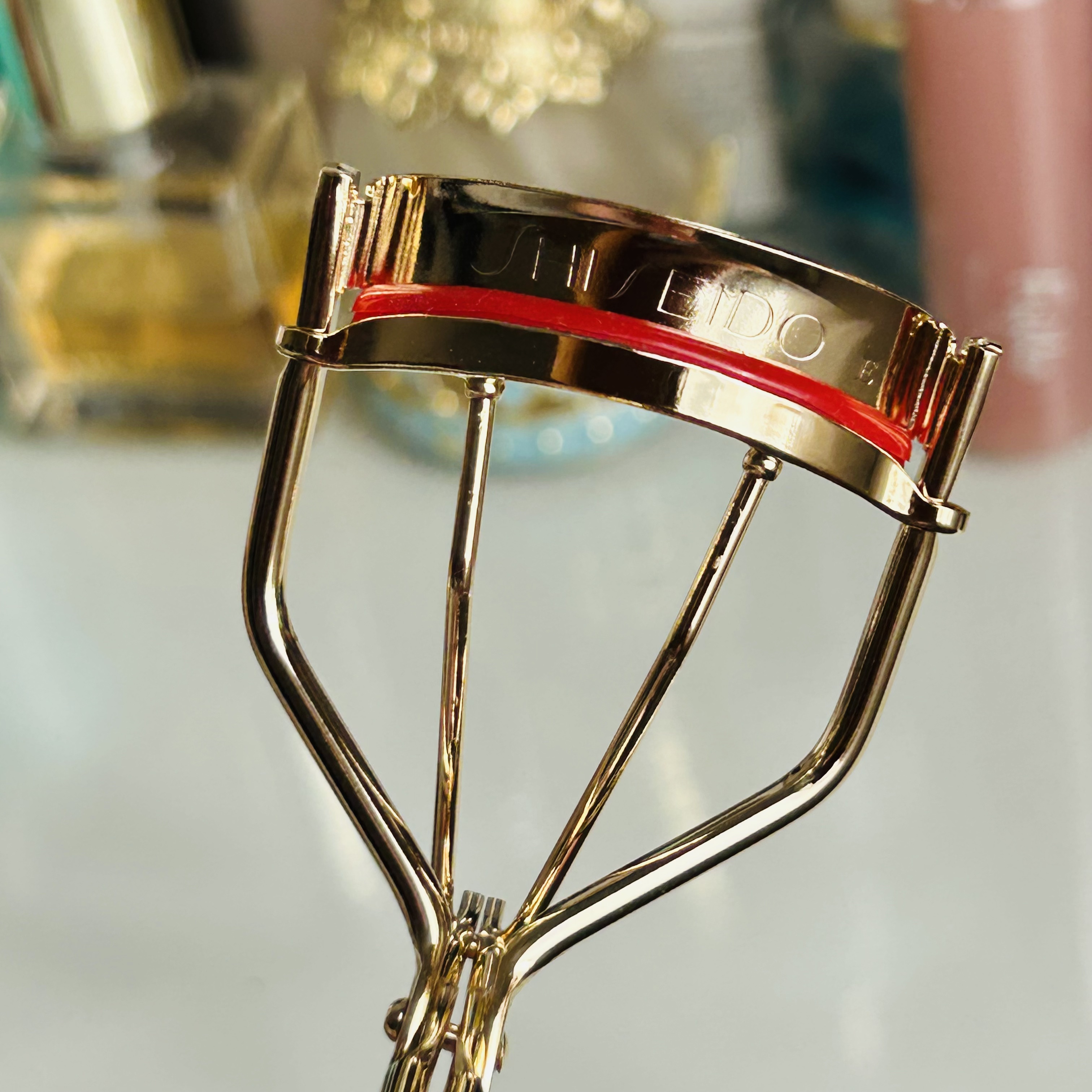 アイラッシュカーラー リミテッド エディション/SHISEIDO/ビューラーを使ったクチコミ（2枚目）