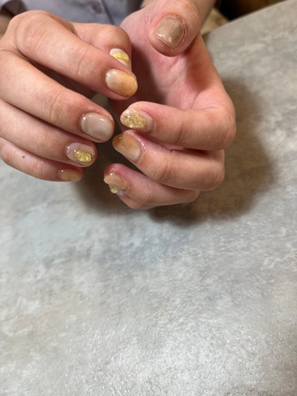 なかのん🐻❄️ on LIPS 「#ジェルネイル #ニュアンス #ニュアンスネイル#結婚式 #お..」(4枚目)