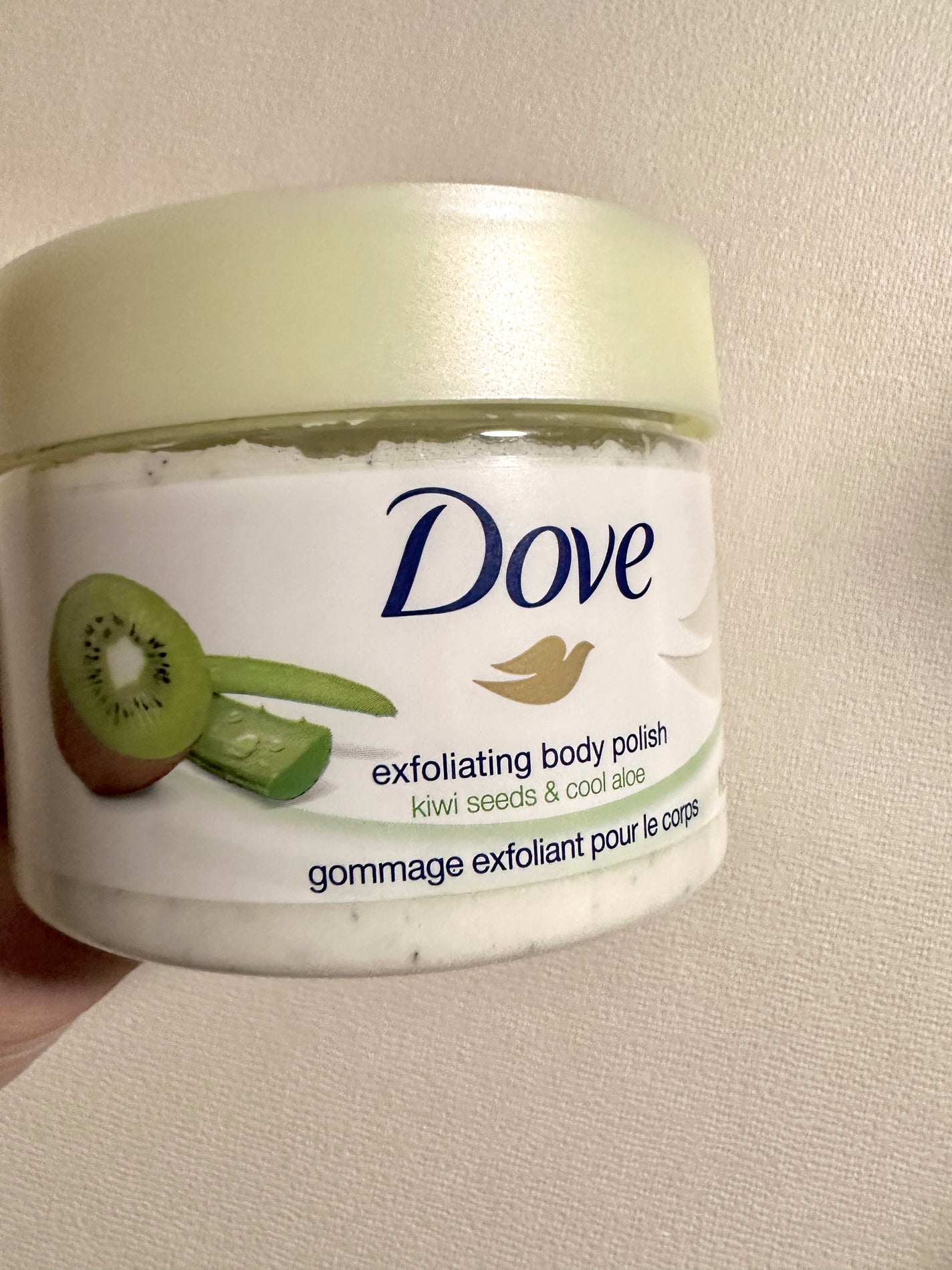 ダヴ ふわとろ クリーミースクラブ キウイ&アロエ/ダヴ/ボディスクラブを使ったクチコミ(2枚目)