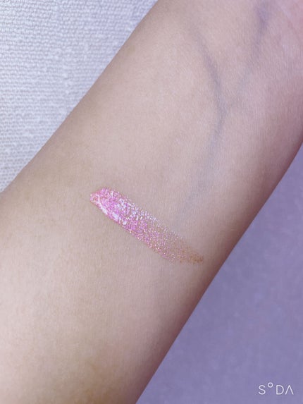 リッチ&ダズリン ハイシャイン スパークリング リップグロス/Too Faced/リップグロスを使ったクチコミ(2枚目)