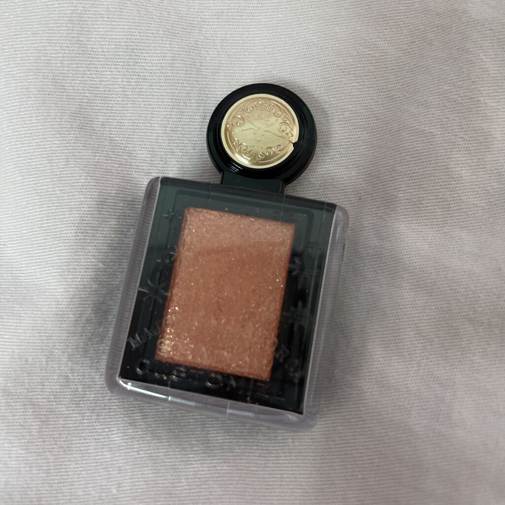 シャドーカスタマイズ (フローティング)/MAJOLICA MAJORCA/単色アイシャドウを使ったクチコミ（1枚目）