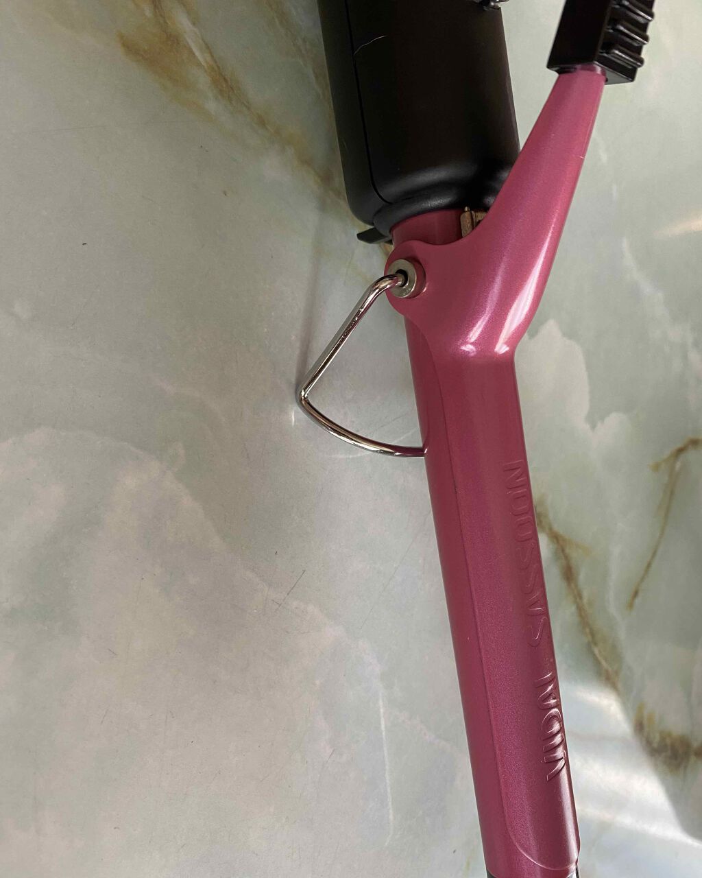 カールアイロン VSI-3206/VIDAL SASSOON Pink Series（ヴィダルサスーン ピンクシリーズ）/カールアイロンを使ったクチコミ（3枚目）