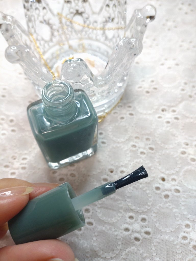 ムードペブルネイル 06 OK（オク）/rom&nd/マニキュアを使ったクチコミ（2枚目）