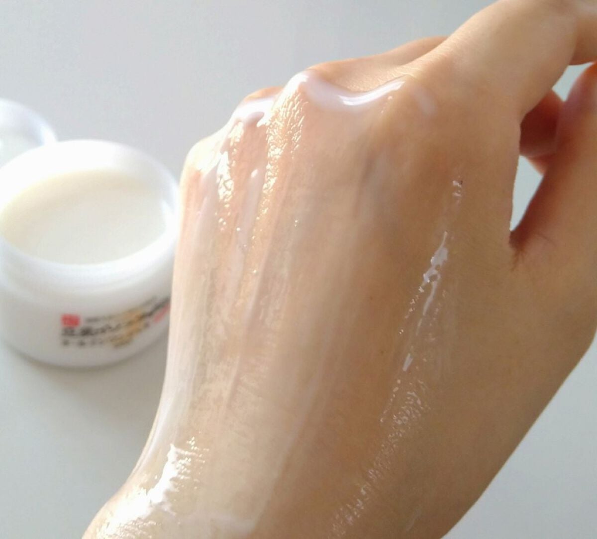 とろんと濃ジェル エンリッチ NC /なめらか本舗/オールインワン化粧品を使ったクチコミ(2枚目)