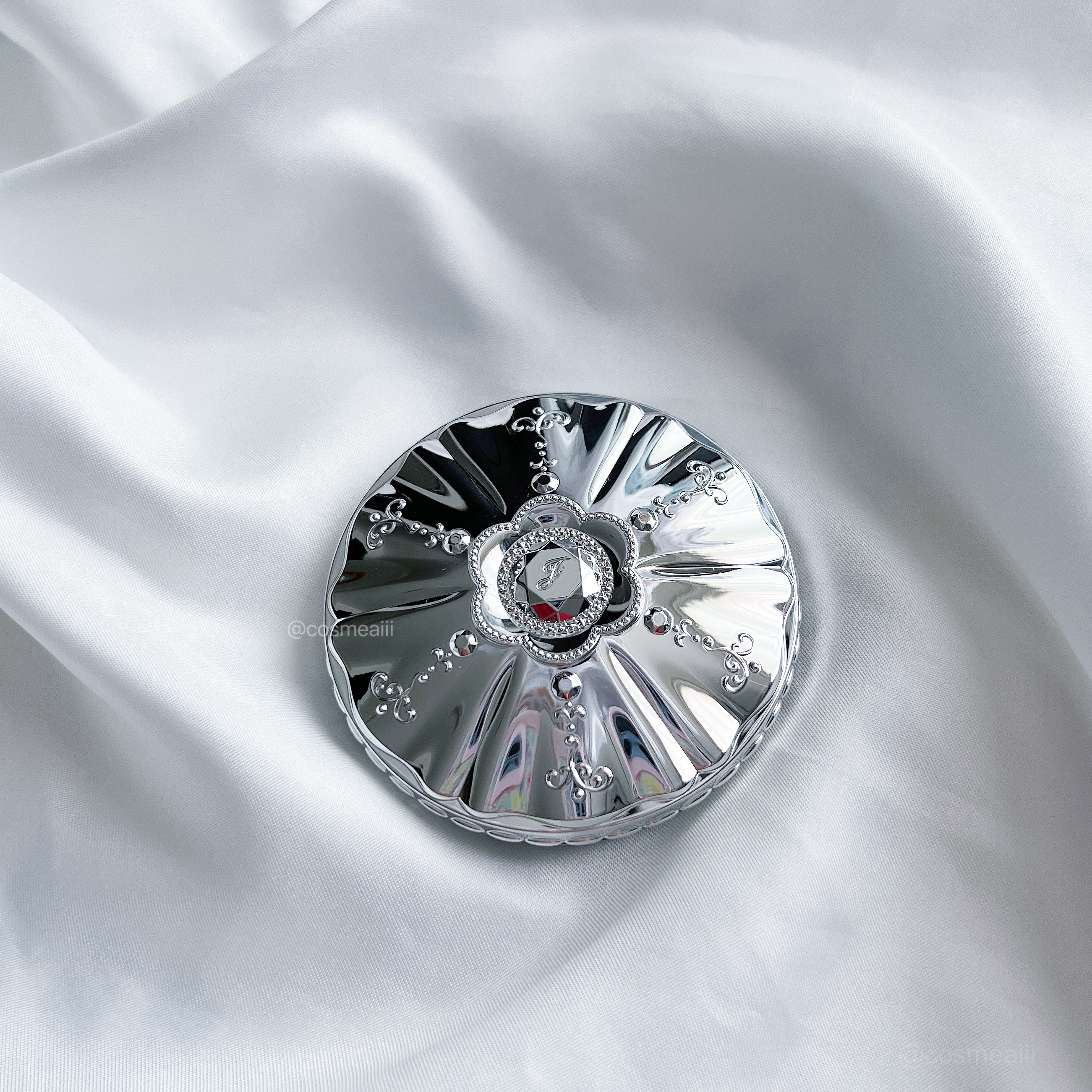 ジルスチュアート　パステルペタル ブラッシュ 101 bluerose wish（限定）/JILL STUART/パウダーチークを使ったクチコミ（2枚目）