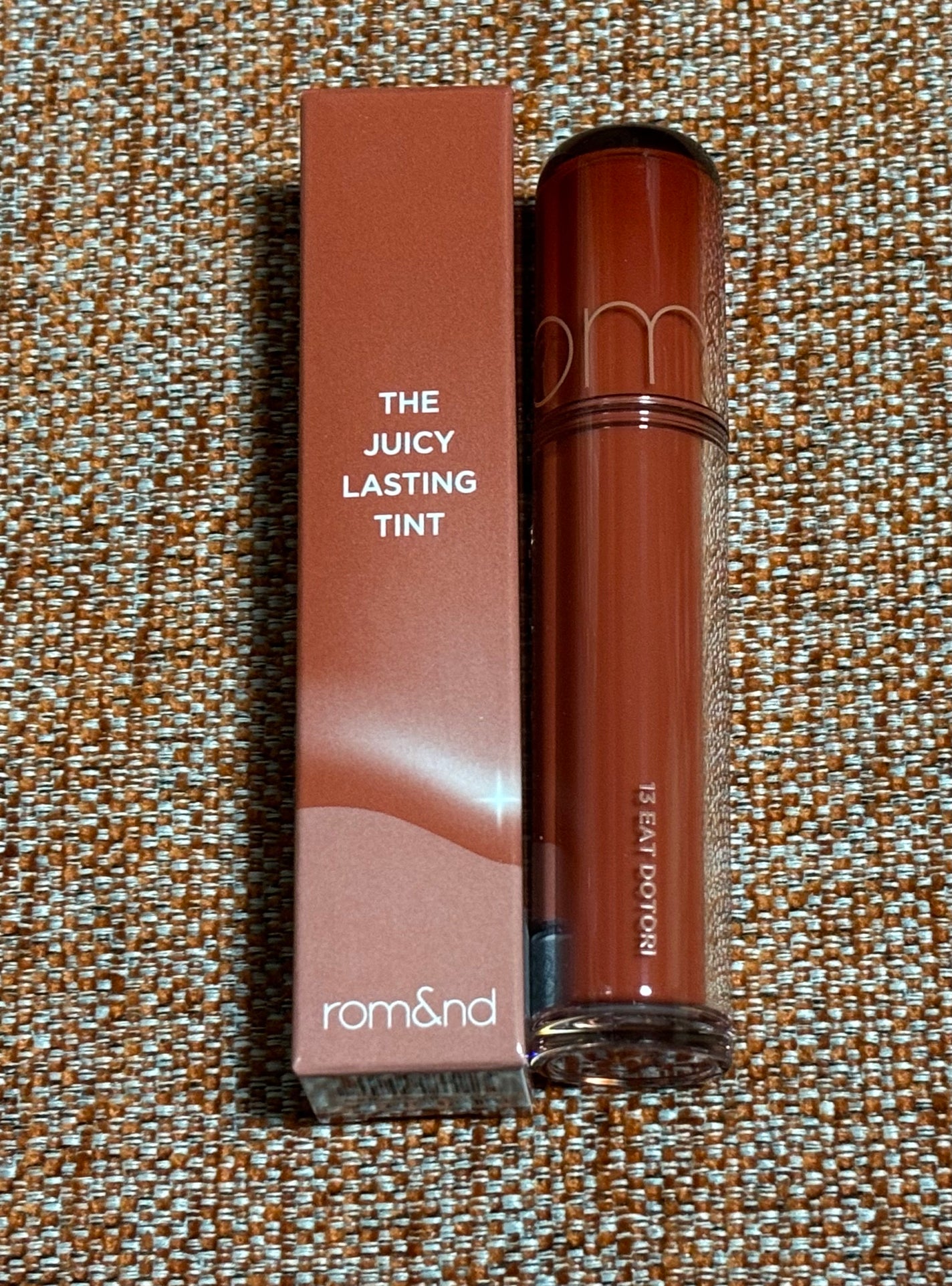 ザ ジューシーラスティングティント/rom&nd/リップティントを使ったクチコミ(2枚目)
