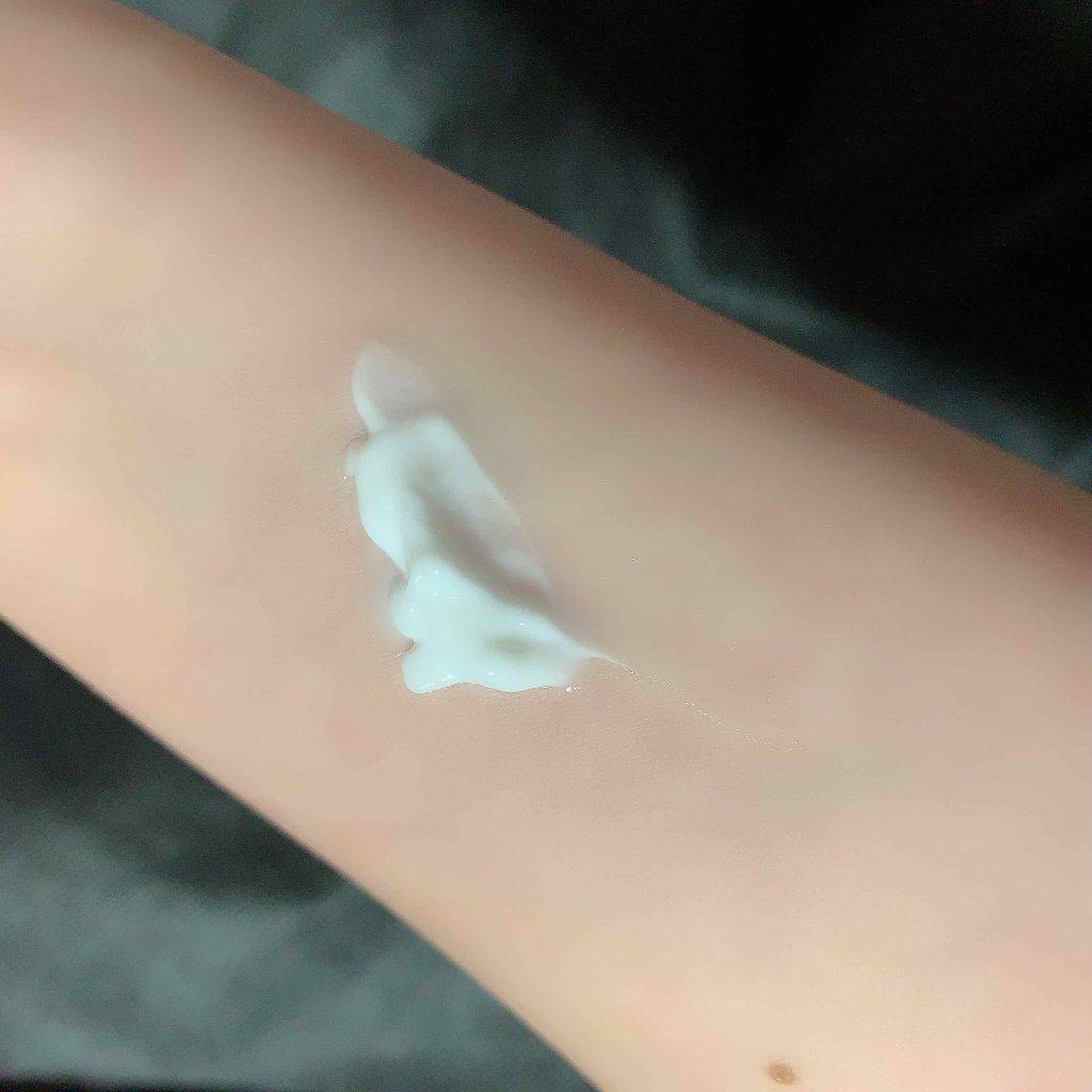 ノルウェー フォーミュラ ディープモイスチャー ボディミルク/Neutrogena/ボディミルクを使ったクチコミ（2枚目）