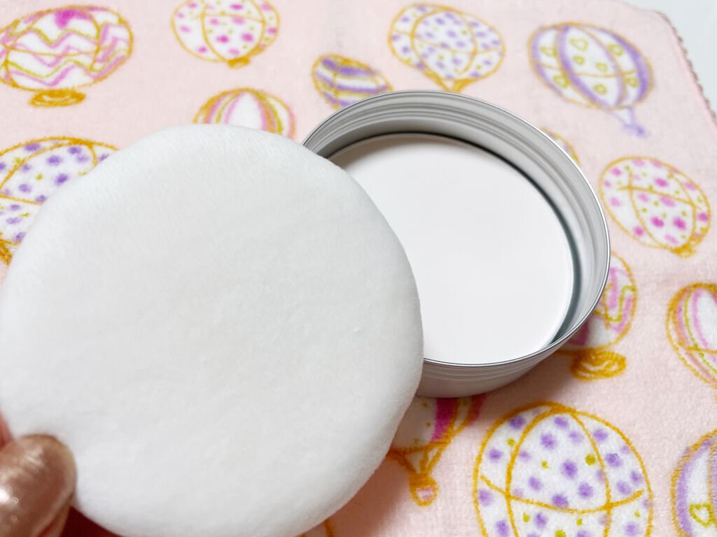 すっぴんパウダー  パステルローズの香り/クラブ/プレストパウダーを使ったクチコミ（3枚目）