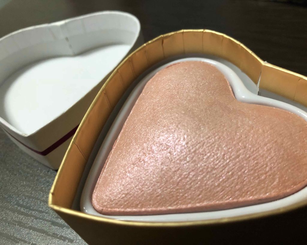 ハートハイライター ゴッデス オブ ラブ/MAKEUP REVOLUTION/パウダーハイライトを使ったクチコミ(1枚目)