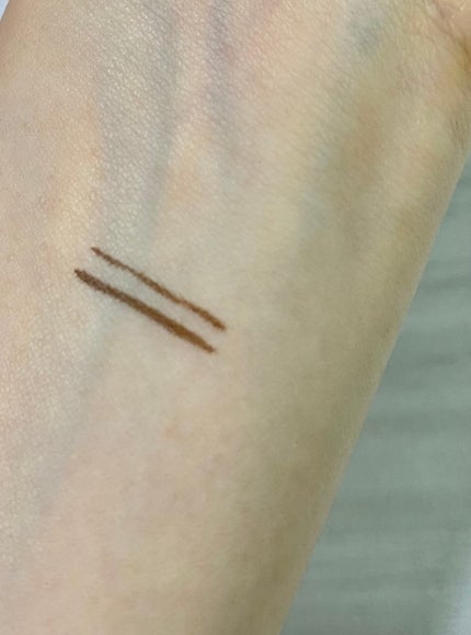 スキルレスライナー/LUMIURGLAS/リキッドアイライナーを使ったクチコミ(2枚目)