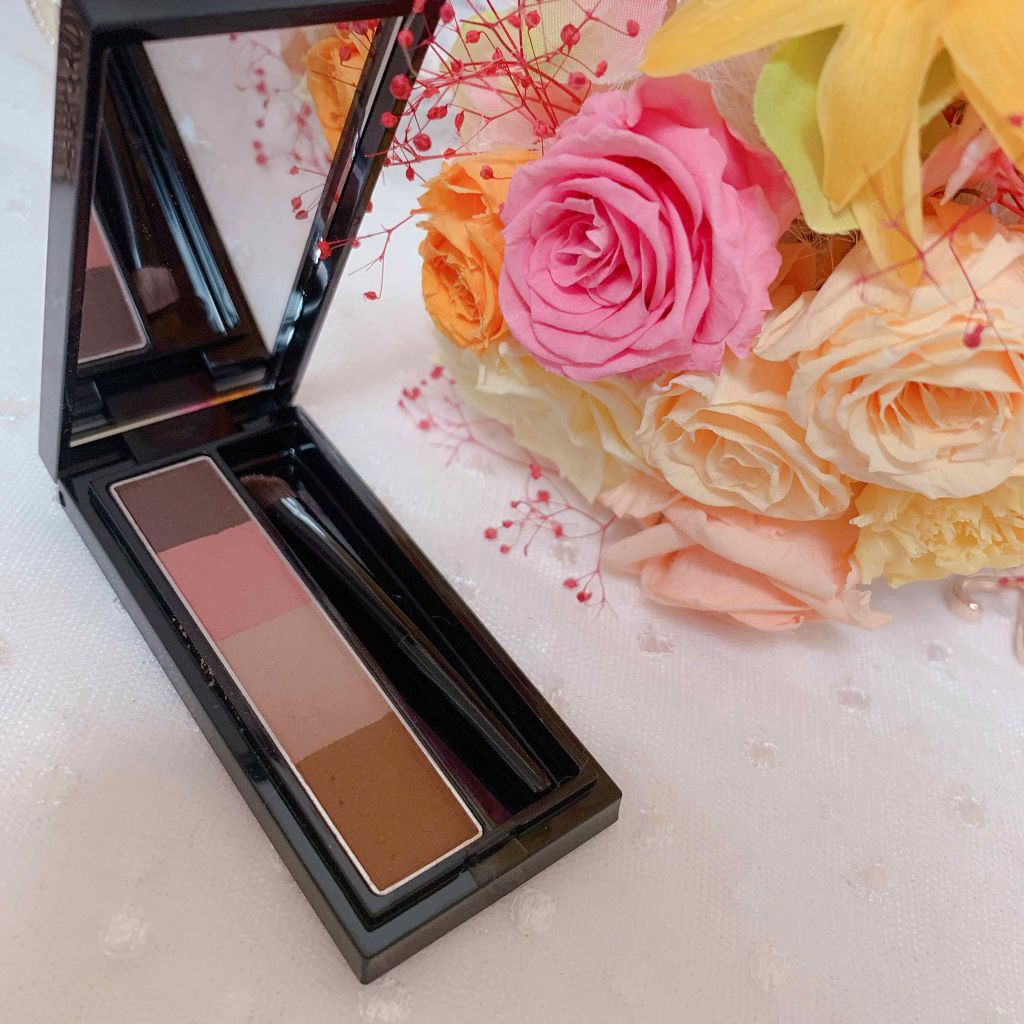 Visée リシェ カラーリング アイブロウパウダーのクチコミ「ヴィセ リシェ
カラーリング 
アイブロウパウダーの新色💫
BR-4 ピーチブラウン🍑

私は.....」（1枚目）