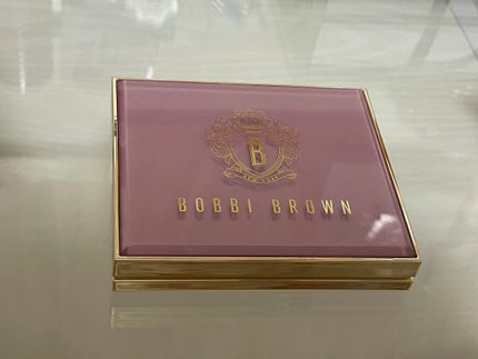 ピンク グロウ リュクス アイシャドウ パレット/BOBBI BROWN/アイシャドウパレットを使ったクチコミ(1枚目)