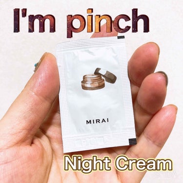 I'm PINCH 夜用クリームのクチコミ「サンプルです✨

I'mpinch原品に２包付いて来ました💕

夜用クリームです。

真っ白な.....」（1枚目）