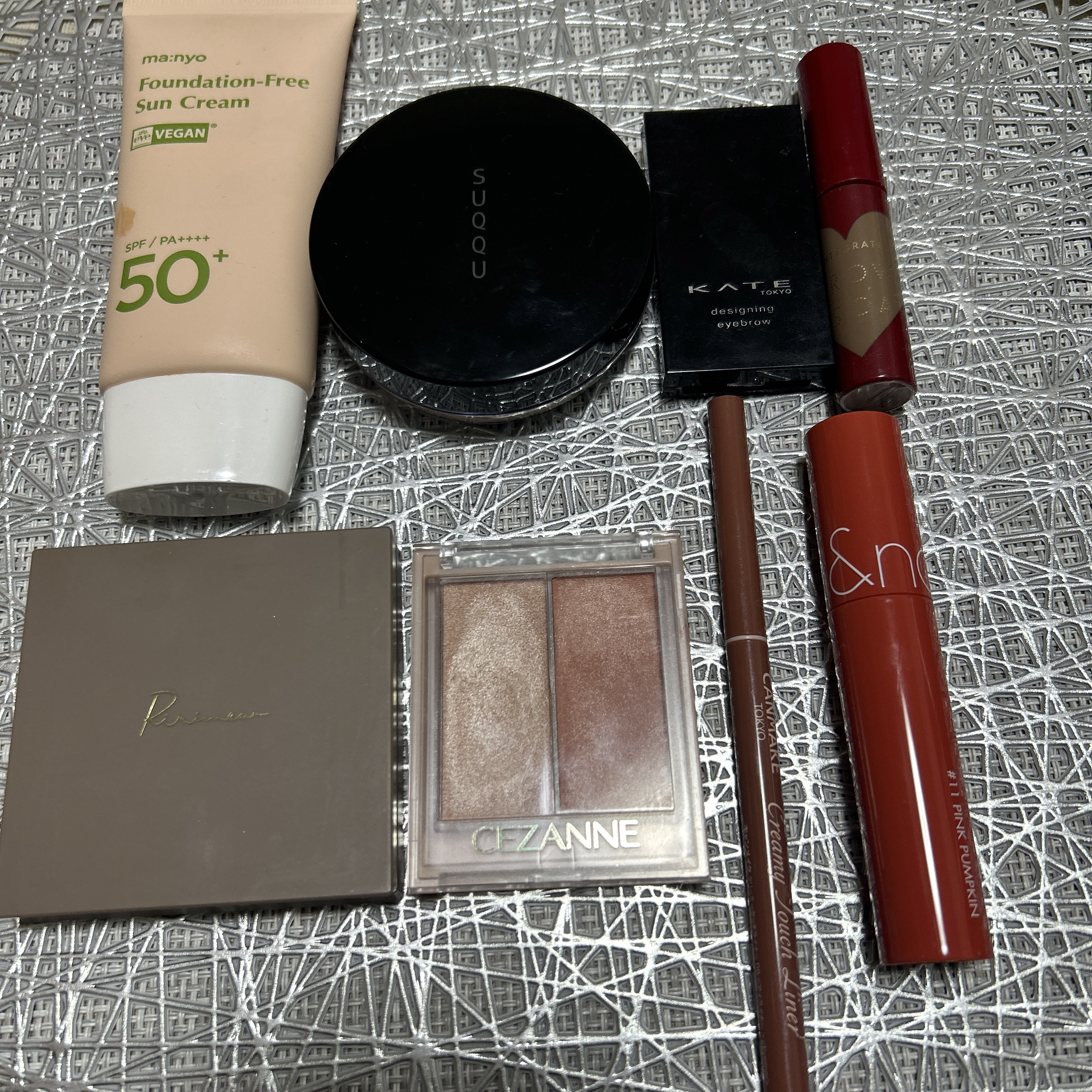 ケイト デザイニングアイブロウ3D/KATE/パウダーアイブロウを使ったクチコミ（1枚目）