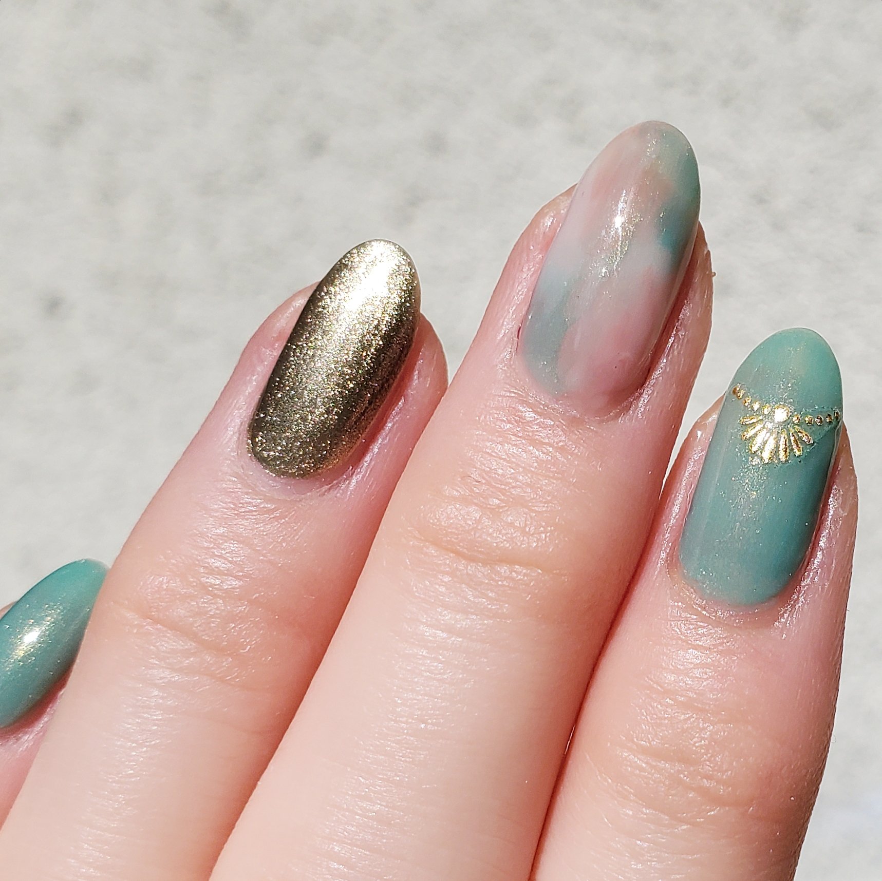 カラークラブ/Forsythe/マニキュアを使ったクチコミ（3枚目）