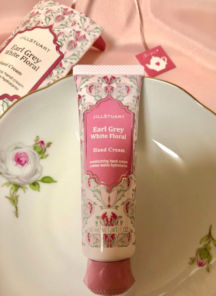 ハンドクリーム アールグレイ ホワイトフローラル/JILL STUART/ハンドクリームを使ったクチコミ(2枚目)