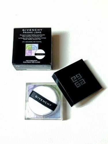 【GIVENCHY】
手に取りやすいトラベルサイズ
憧れの4色フェイスパウダーがやっと買えた！

────────────

ジバンシィ
プリズム・リーブル
プリズム・リーブル・トラベル
7,480円(