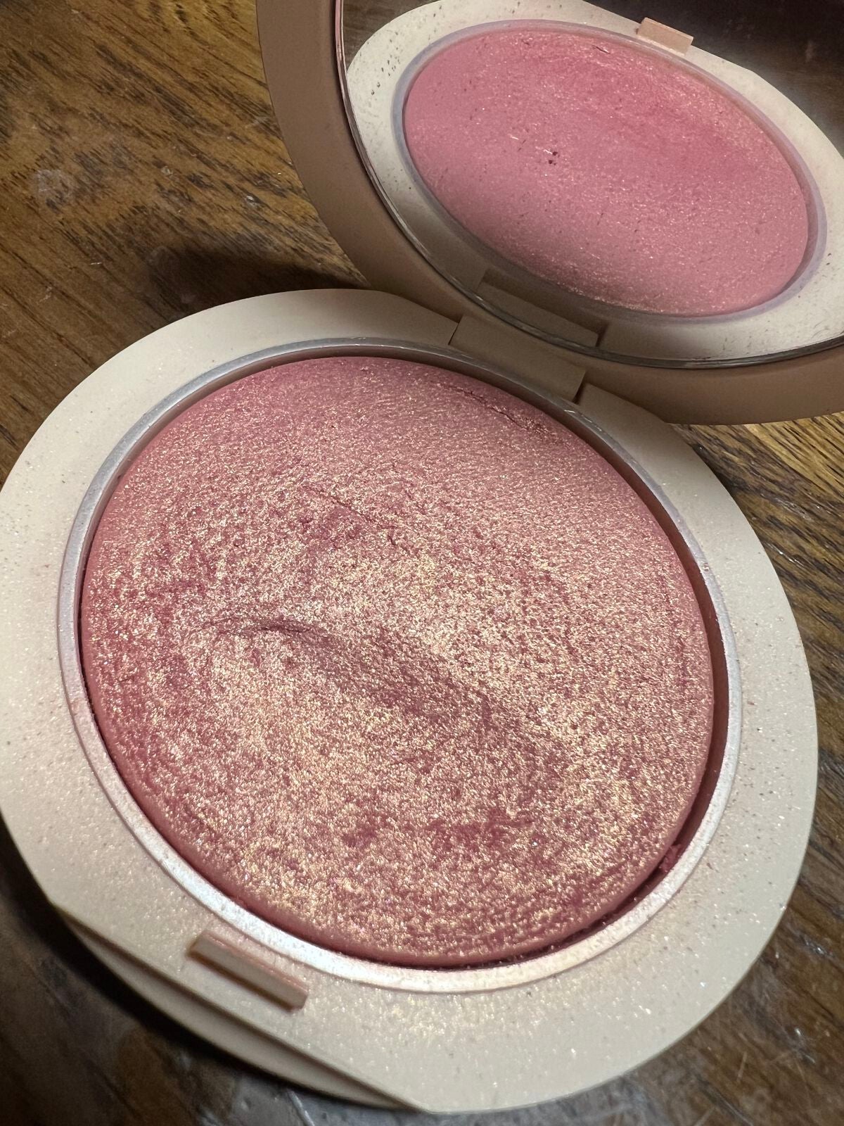 ディオールスキン フォーエヴァー クチュール ルミナイザー/Dior/プレストパウダーを使ったクチコミ(1枚目)