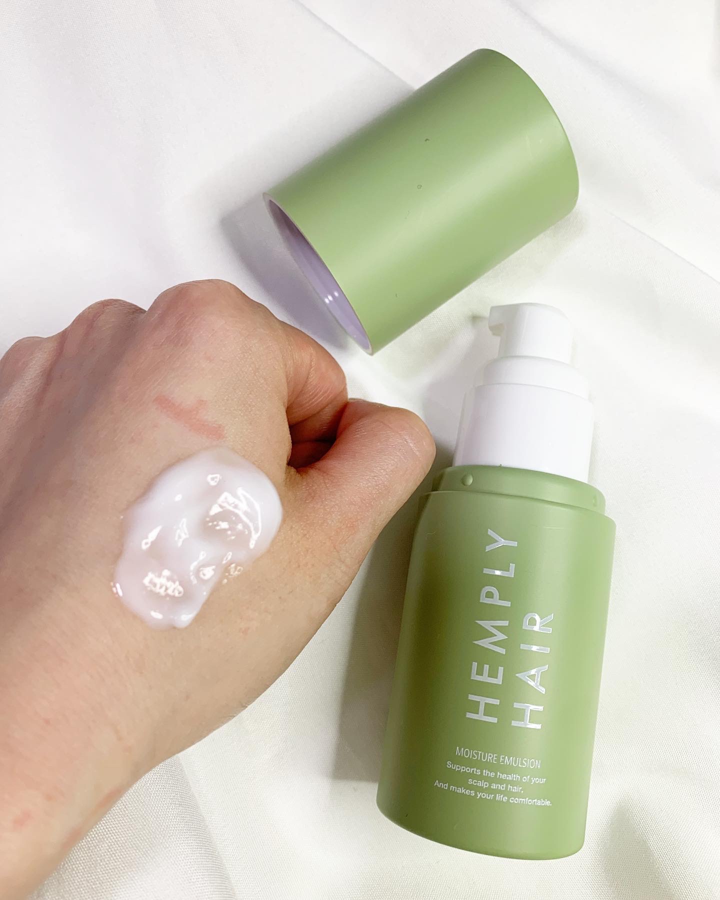 モイスチャーエマルジョン /HEMPLY HAIR/ヘアミルクを使ったクチコミ（3枚目）