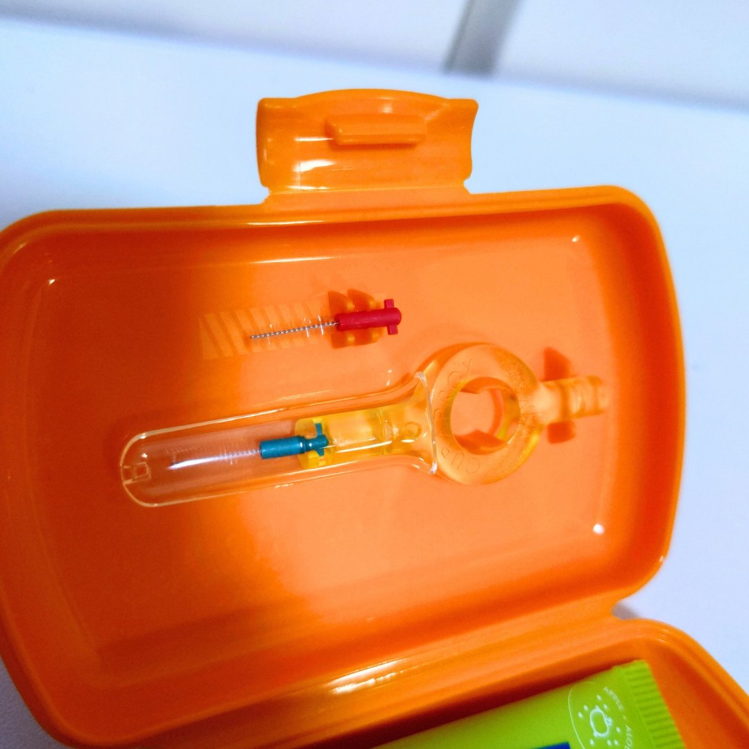 トラベルセット　クラプロックスビーユー/CURAPROX/歯ブラシを使ったクチコミ（3枚目）