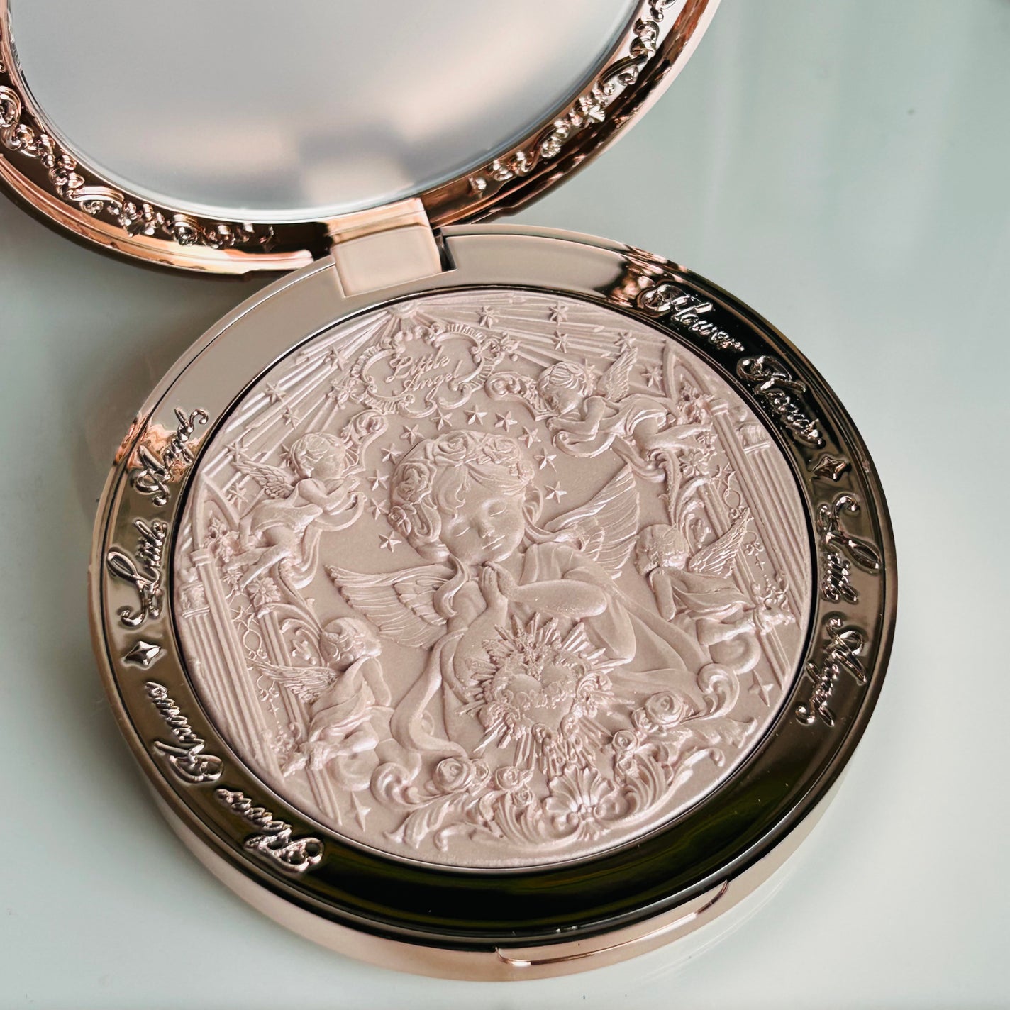 フラワーノーズ リトルエンジェルコレクション ハイライター/FlowerKnows/パウダーハイライトを使ったクチコミ(3枚目)