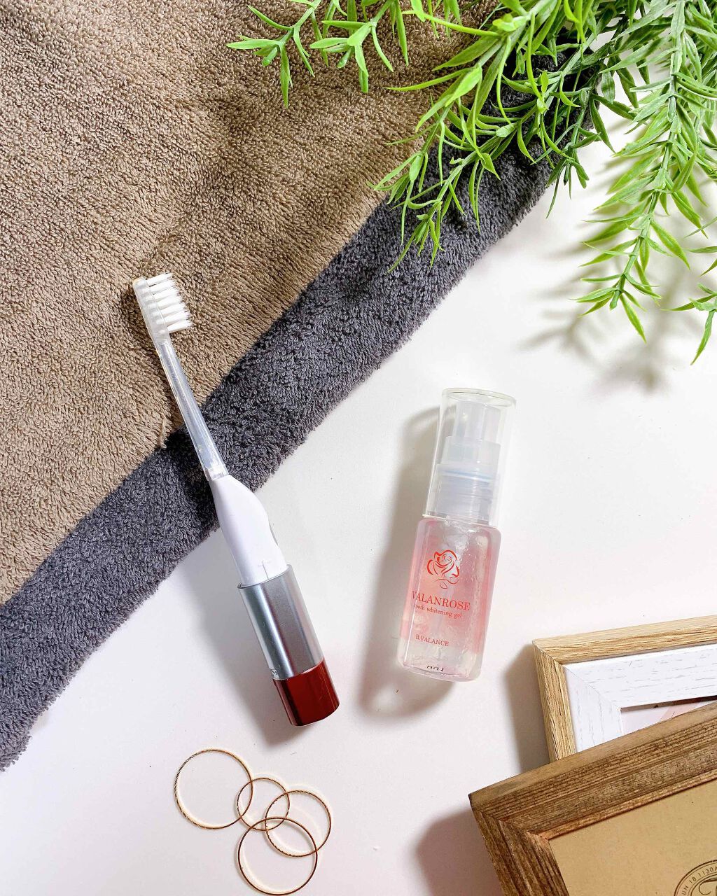 トゥースホワイトニングジェル/VALANROSE/歯磨き粉を使ったクチコミ（1枚目）