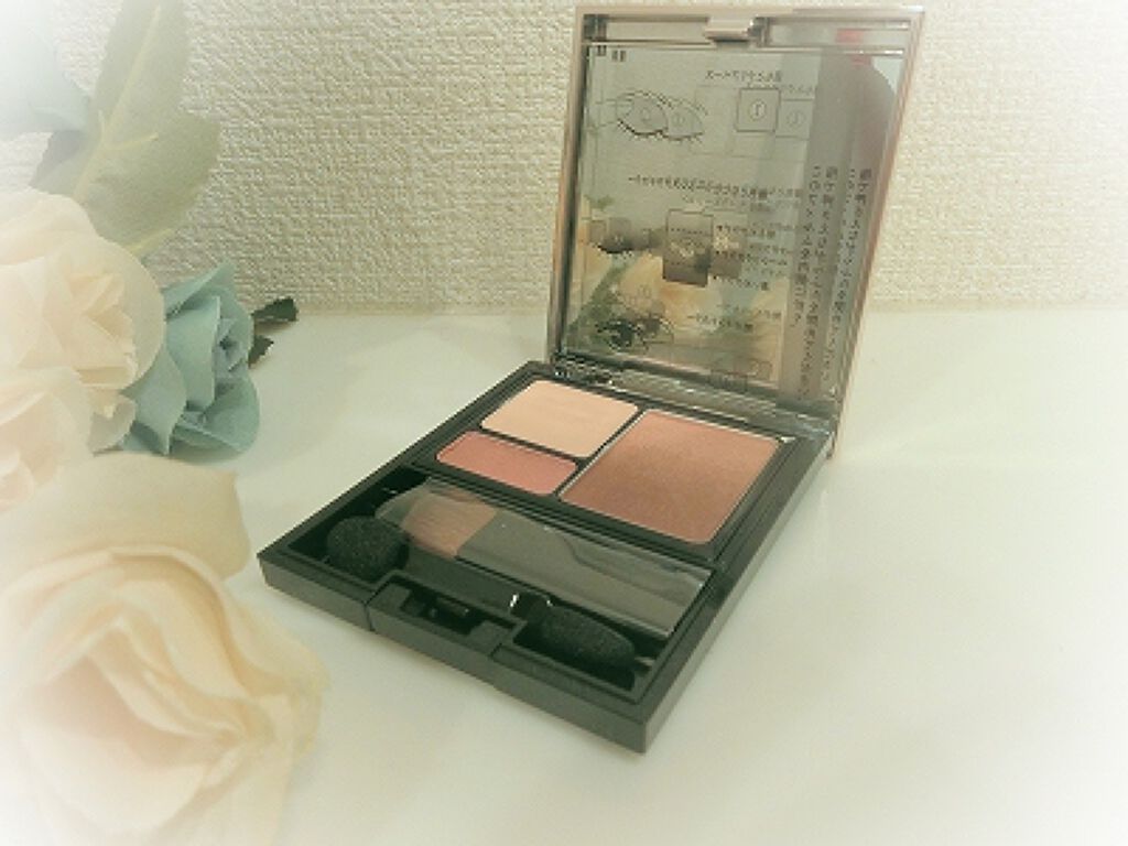 ドラマティックスタイリングアイズＳ/マキアージュ/アイシャドウパレットを使ったクチコミ（1枚目）