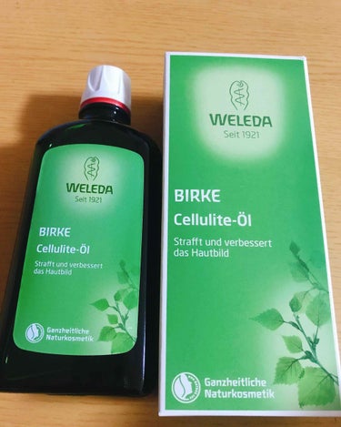 ホワイトバーチ ボディオイル　200ml
ＷＥＬＥＤＡ



足のマッサージに毎日使用したかったので200mlを選びました。 

LOFTとかで売ってるのは100mlでポンプ式？みたいですがこちらはキャ