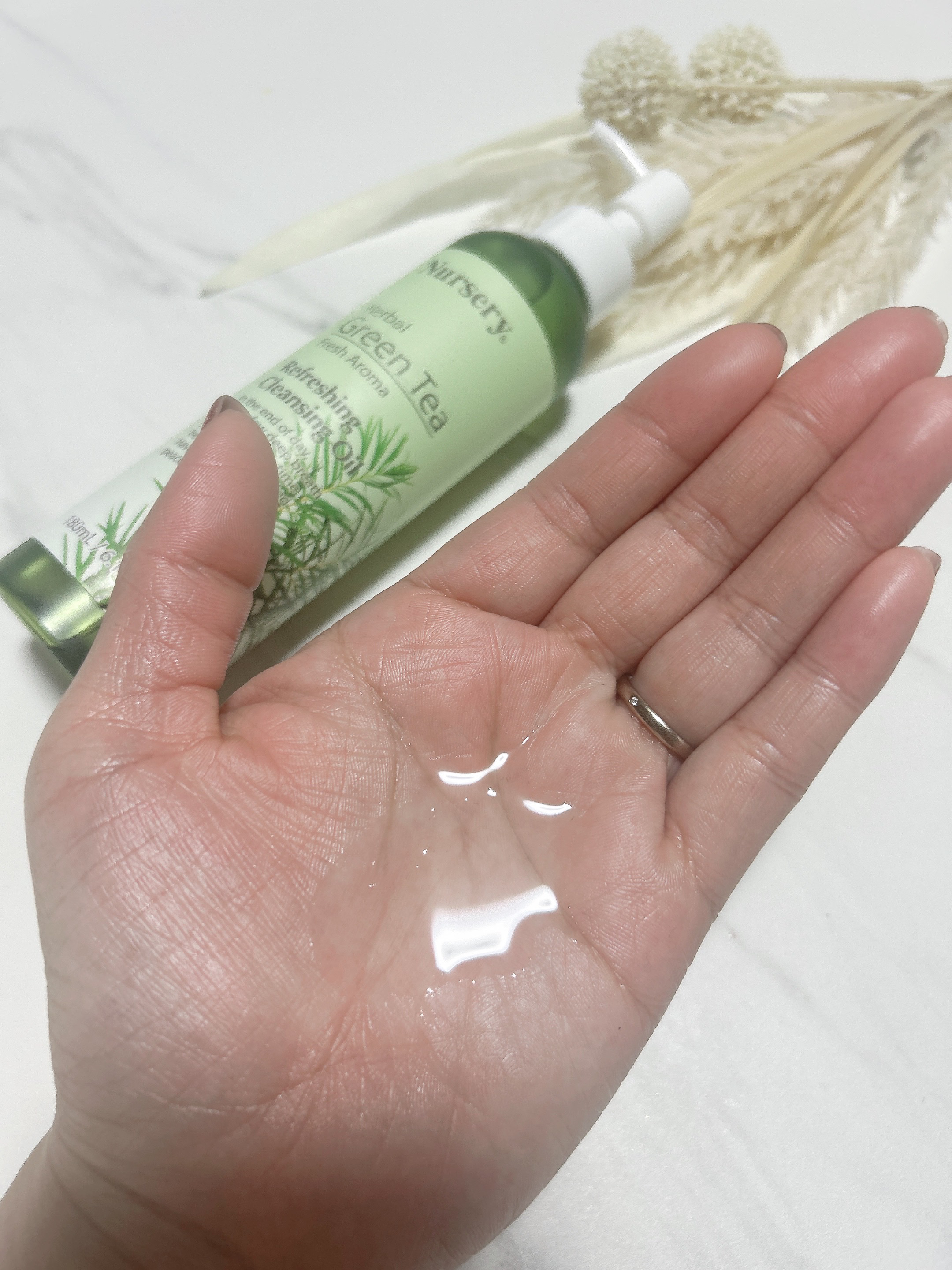 リフレッシングクレンジングオイル ハーバルグリーンティー/Nursery(ナーセリー)/オイルクレンジングを使ったクチコミ（2枚目）