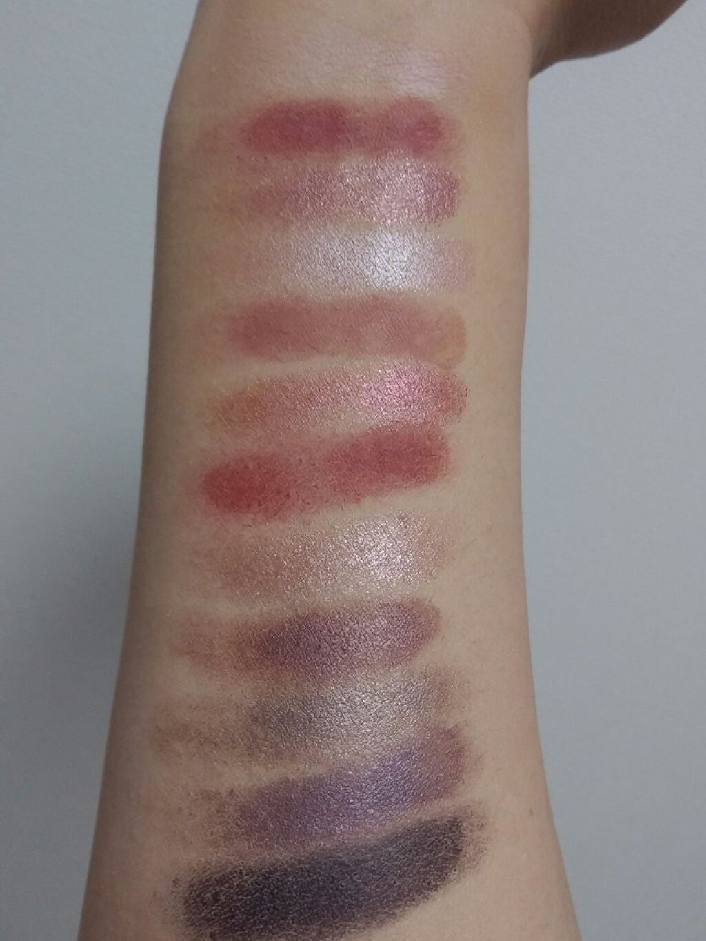 OUT IN THE WILD eyeshadow palette/essence/アイシャドウパレットを使ったクチコミ(6枚目)