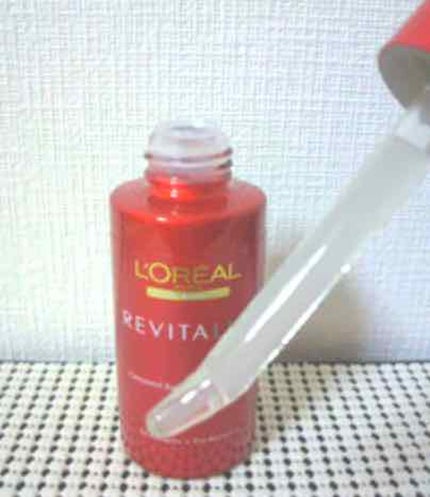 ロレアル パリ リバイタリフト ナイト コンセントレート エッセンスのクチコミ「かなり昔に使ったものです。
こちらの製品は、夜用エイジングケア美容液です。
寝ているうちに.....」(2枚目)