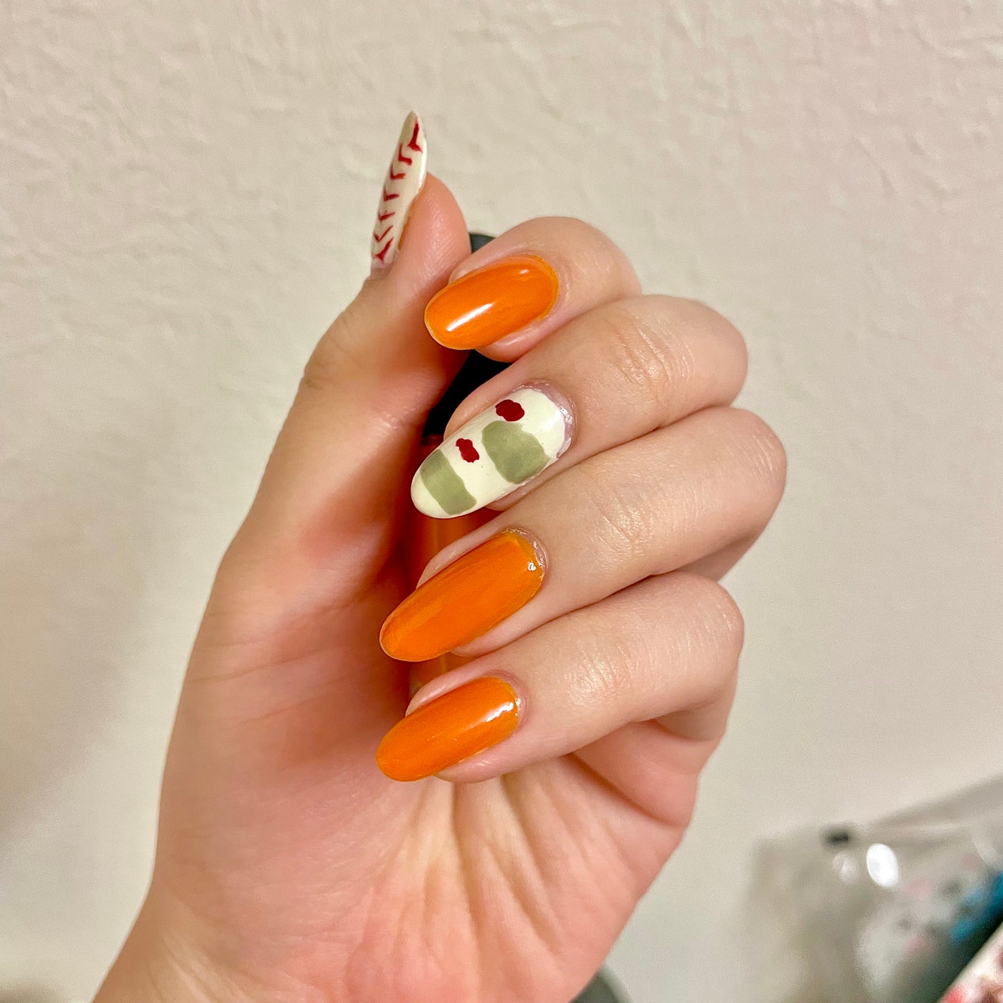 カラフルネイルズ/キャンメイク/マニキュアを使ったクチコミ(2枚目)