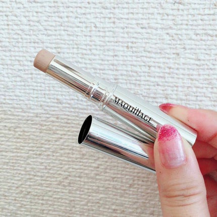 マキアージュ コンシーラースティックのクチコミ「スティックタイプのコンシーラ。
塗りやすいけど、固いテクスチャー。
伸びにくいため部分使いによ.....」(1枚目)