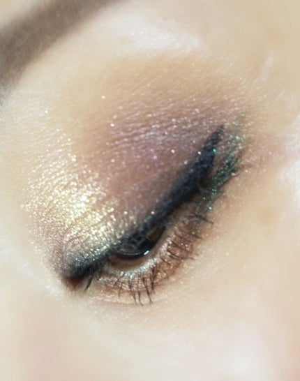 カラークイーン オイルシャドウ/ロレアル パリ/単色アイシャドウを使ったクチコミ(3枚目)