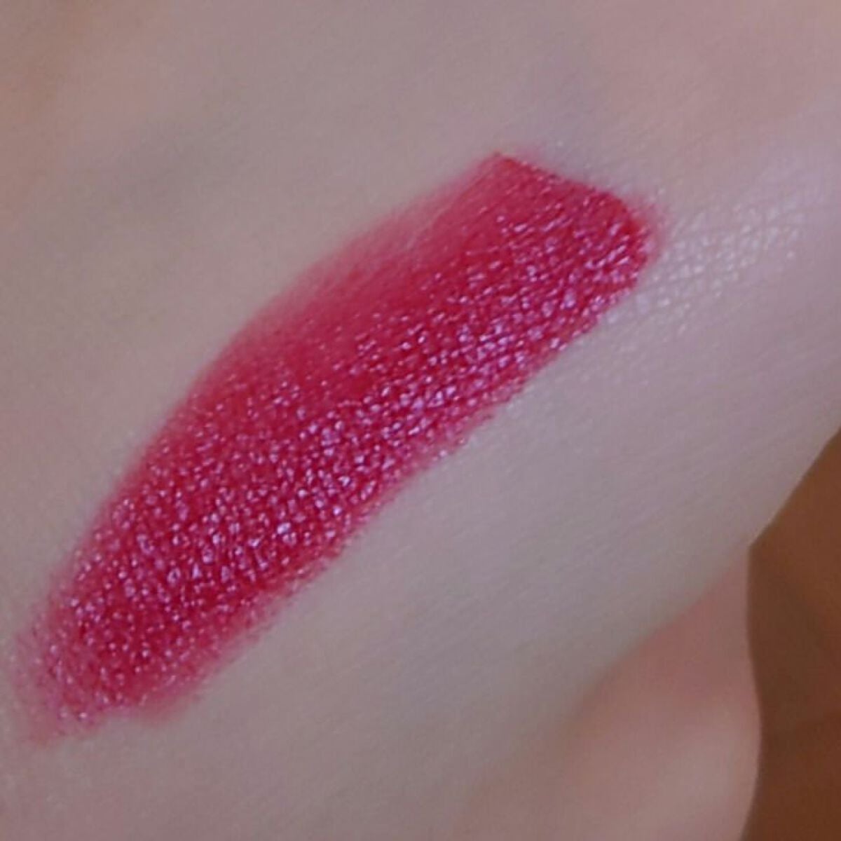 キヌ ルージュ サテン/shu uemura/口紅を使ったクチコミ(4枚目)