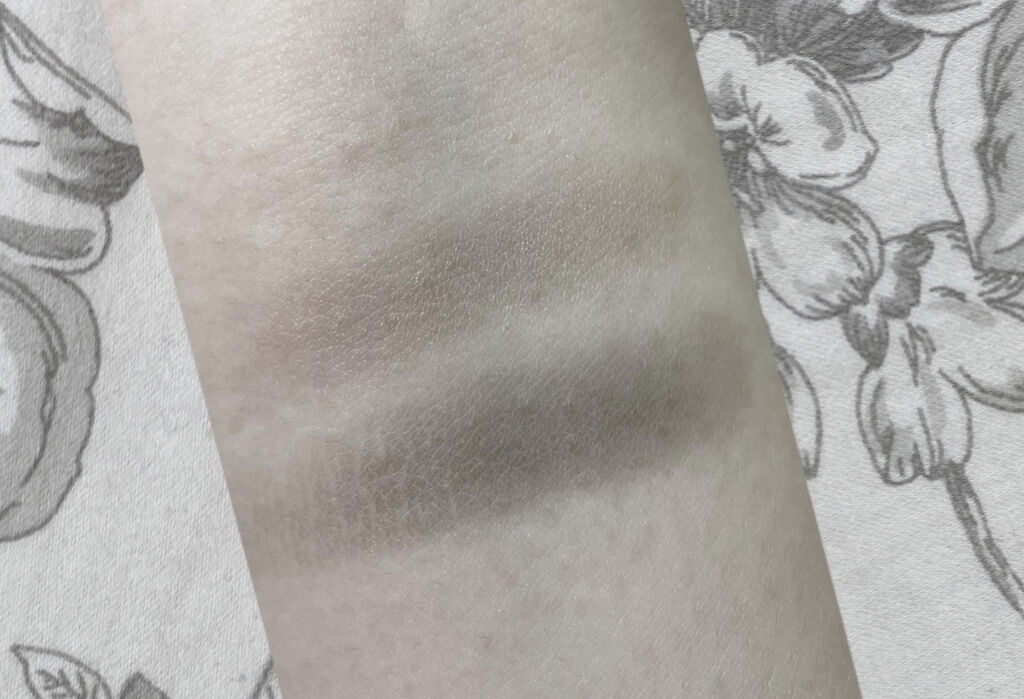 SHIRO がごめ昆布アイブロウパレットのクチコミ「#コスメ購入品

SHIRO
がごめ昆布アイブロウパレット
2B01 クールグレー

リニュー.....」（3枚目）