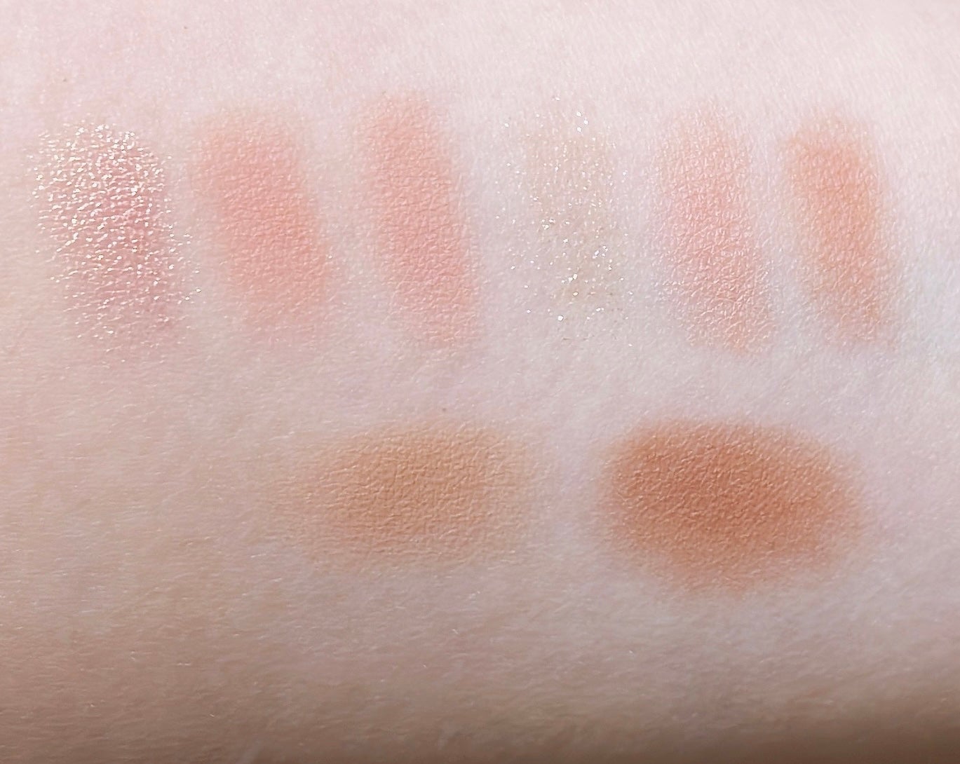 オール テイク ムード パレット(24AD)/PERIPERA/アイシャドウパレットを使ったクチコミ(3枚目)