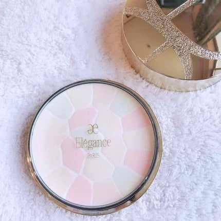 エレガンス ラ プードル オートニュアンス リクスィーズ/Elégance/プレストパウダーを使ったクチコミ(1枚目)