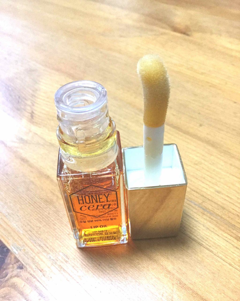 Hセラ トリートメント リップオイル/ETUDE/リップグロスを使ったクチコミ（2枚目）