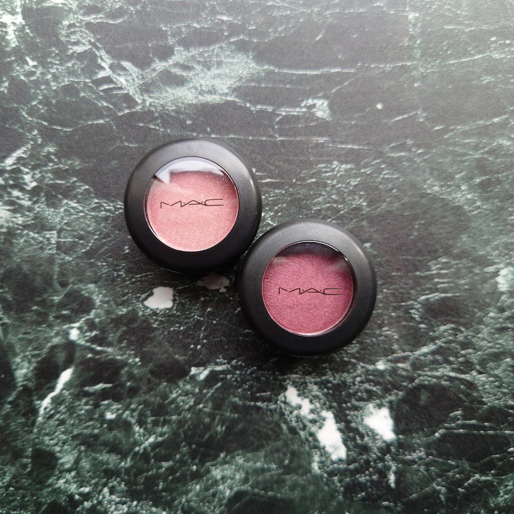 スモール アイシャドウ クランベリー/M・A・C/単色アイシャドウを使ったクチコミ（2枚目）
